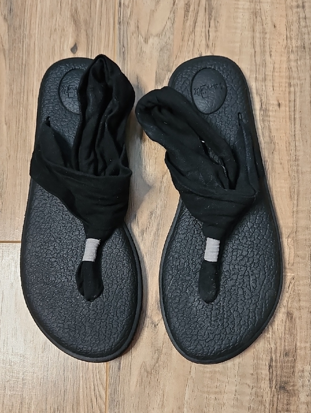 Sanuk Black Knit Yoga Sandal Flip Flops 8